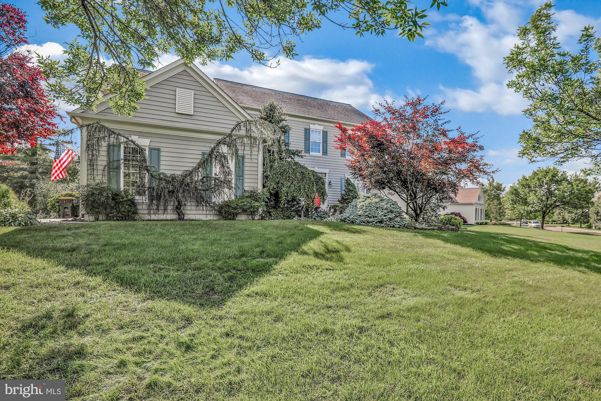 13 Manor Road Newtown, PA 18940 - Photo 1 of 38 Front Exterior