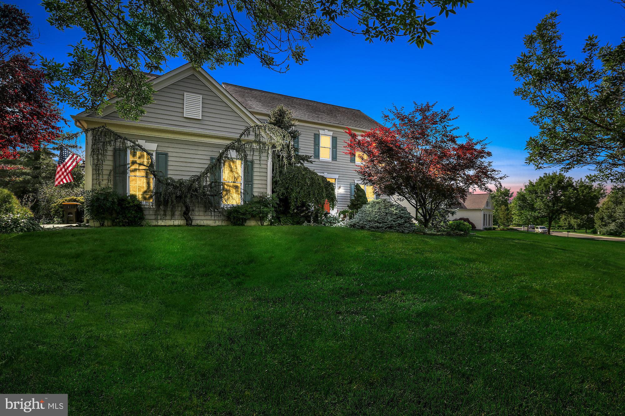 13 Manor Road Newtown, PA 18940 - Photo 38 of 38 Front Exterior
