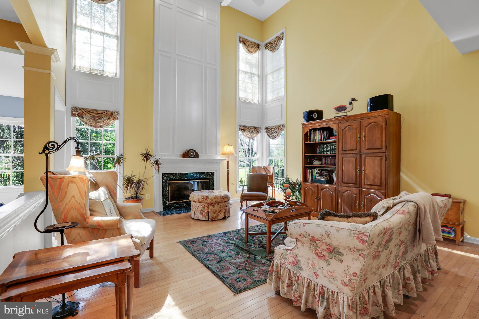 13 Manor Road Newtown, PA 18940 - Photo 7 of 38 Family Room