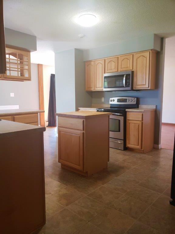70 Heywood Road Winslow, ME 04901 - Photo 6 of 21 5