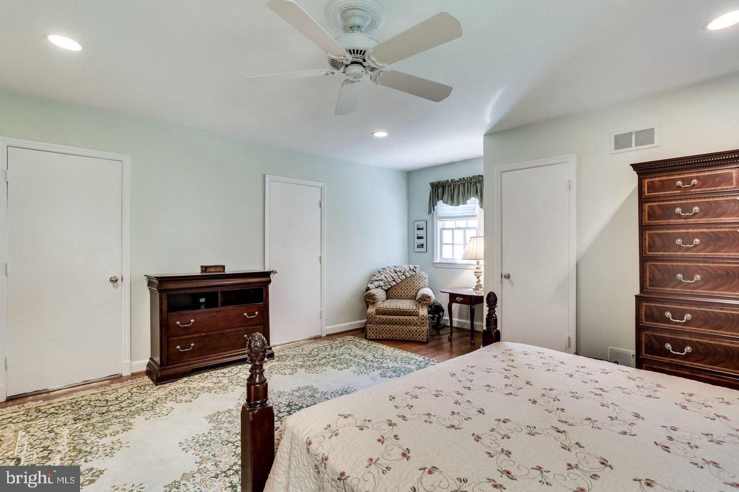 9208 Seven Locks Road Bethesda, MD 20817 - Photo 29 of 47 Gallery Image 29