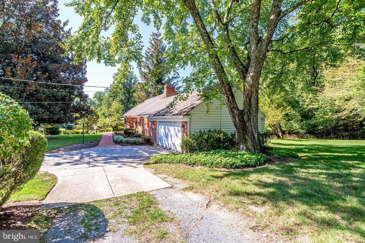 9208 Seven Locks Road Bethesda, MD 20817 - Photo 4 of 47 Gallery Image 4