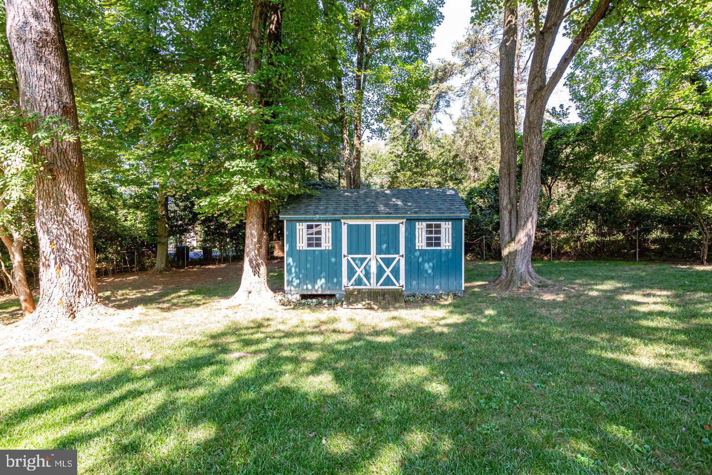 9208 Seven Locks Road Bethesda, MD 20817 - Photo 8 of 47 Gallery Image 8