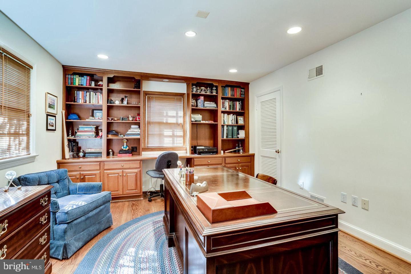 9208 Seven Locks Road Bethesda, MD 20817 - Photo 10 of 47 Gallery Image 10