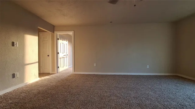 $325,000 | 1284 Beaver Lake Drive, Caldwell, TX 77836