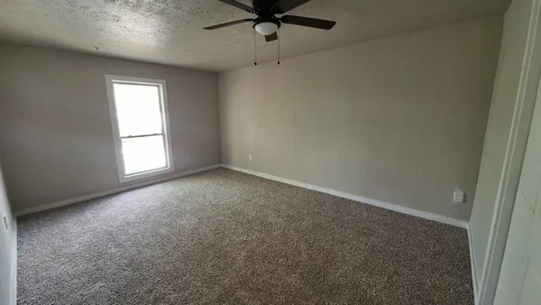 $299,000 | 1284 Beaver Lake Drive, Caldwell, TX 77836