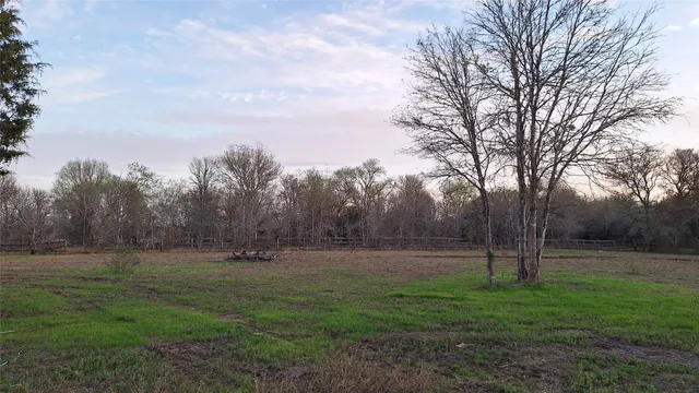 $325,000 | 1284 Beaver Lake Drive, Caldwell, TX 77836