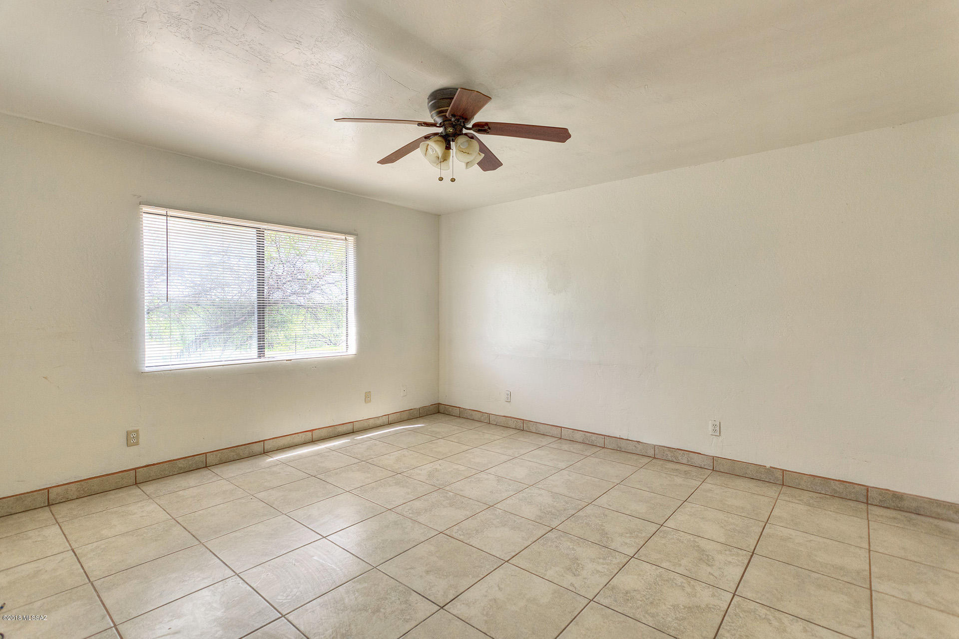 83 Gatito Court Rio Rico, AZ 85648 - Photo 9 of 20