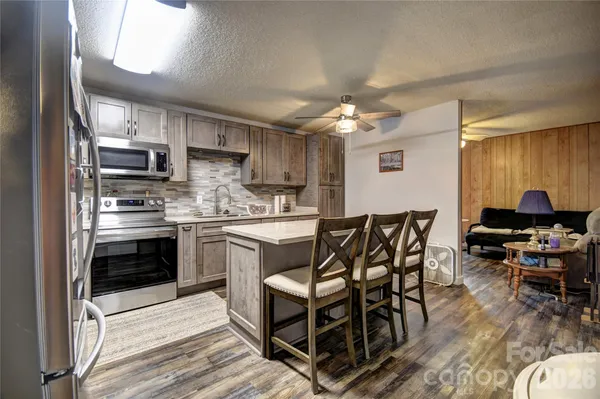 $399,900 | 148 Market Street, Maggie Valley, NC 28751