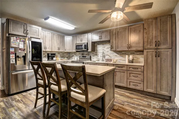 $399,900 | 148 Market Street, Maggie Valley, NC 28751