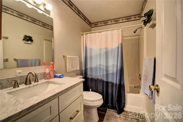 $399,900 | 148 Market Street, Maggie Valley, NC 28751