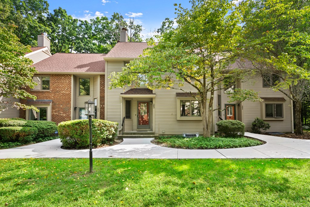 770 Salisbury Street, Unit 3 Worcester, MA 01609 - Photo 1 of 32