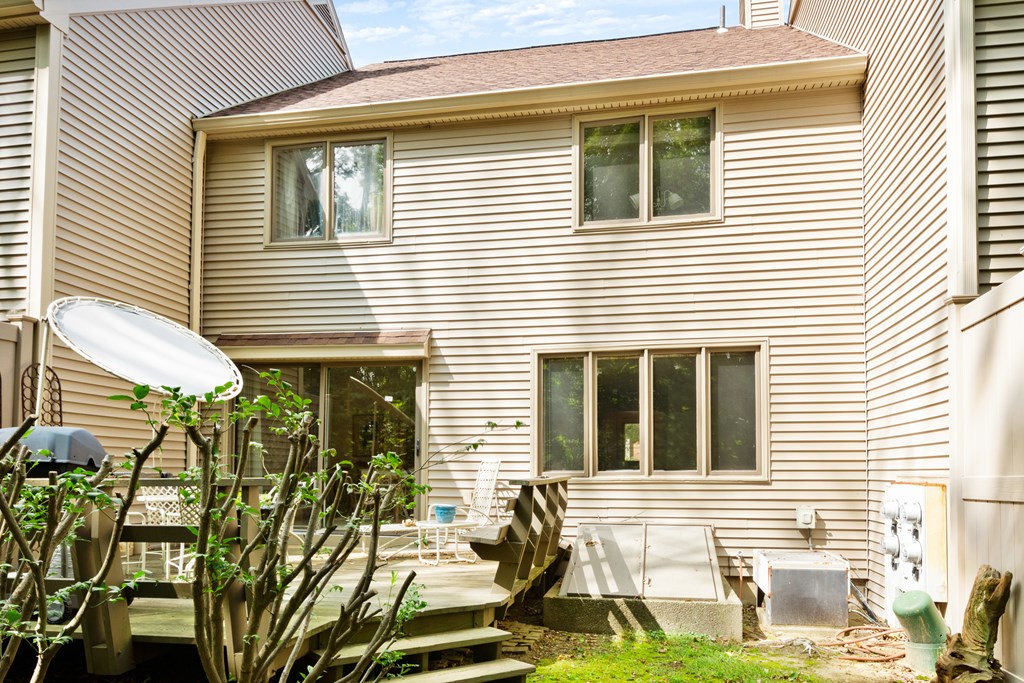 770 Salisbury Street, Unit 3 Worcester, MA 01609 - Photo 28 of 32