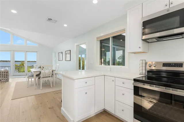 $15,000 | 117 Indian Avenue, Portsmouth, RI 02871