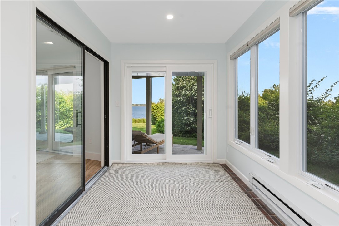 117 Indian Avenue Portsmouth, RI 02871 - Photo 24 of 37