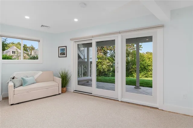 $15,000 | 117 Indian Avenue, Portsmouth, RI 02871