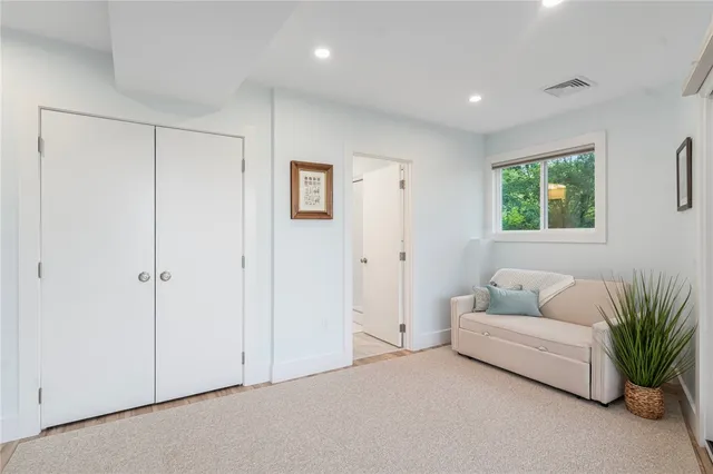 $15,000 | 117 Indian Avenue, Portsmouth, RI 02871