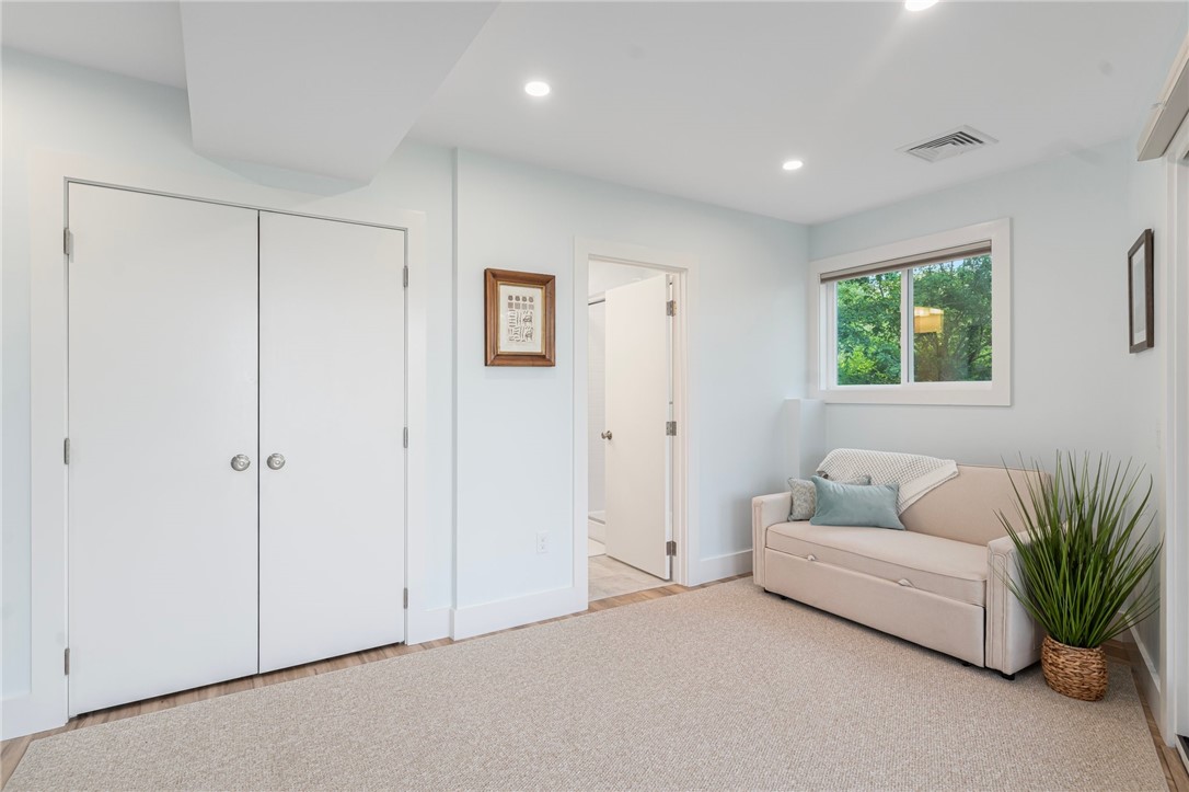 117 Indian Avenue Portsmouth, RI 02871 - Photo 26 of 37