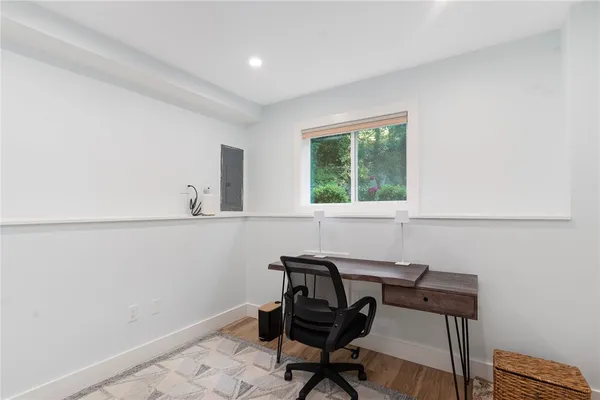 $15,000 | 117 Indian Avenue, Portsmouth, RI 02871