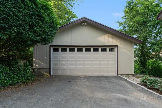 $15,000 | 117 Indian Avenue, Portsmouth, RI 02871