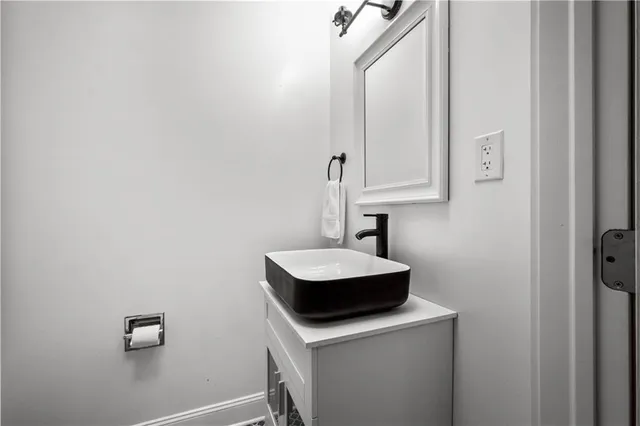 $3,850 | 1207 Linden Place, Pittsburgh, PA 15212