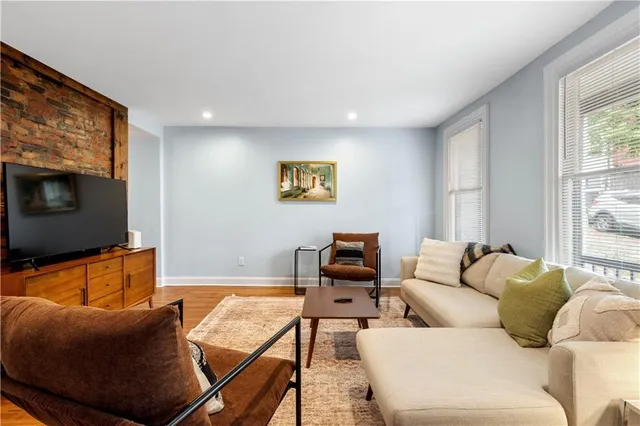 $3,850 | 1207 Linden Place, Pittsburgh, PA 15212