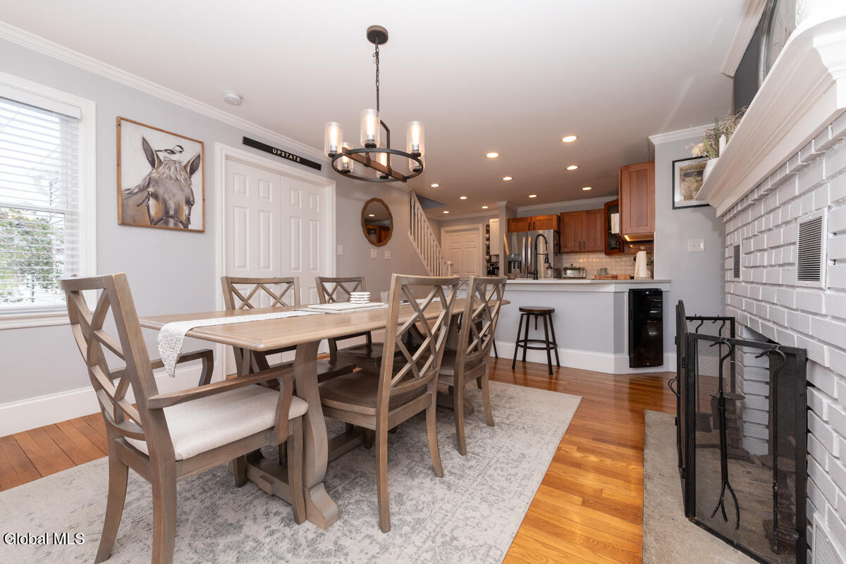 124 Gi Road Guilderland, NY 12009 - Photo 10 of 34 Dining