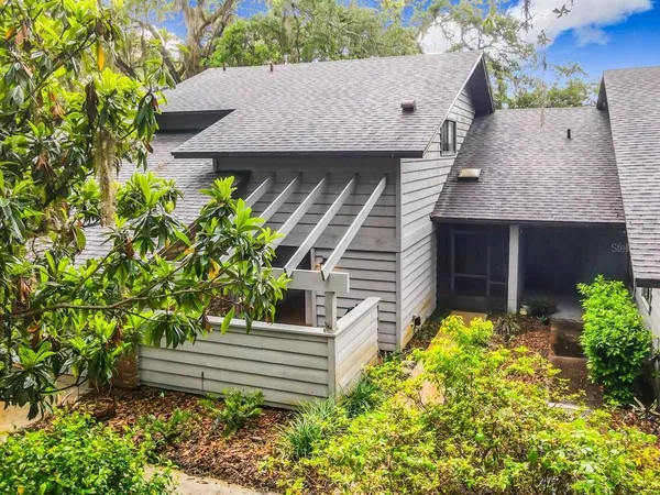 $264,900 | 902 Village Green Road, Unit 2, DeLand, FL 32720