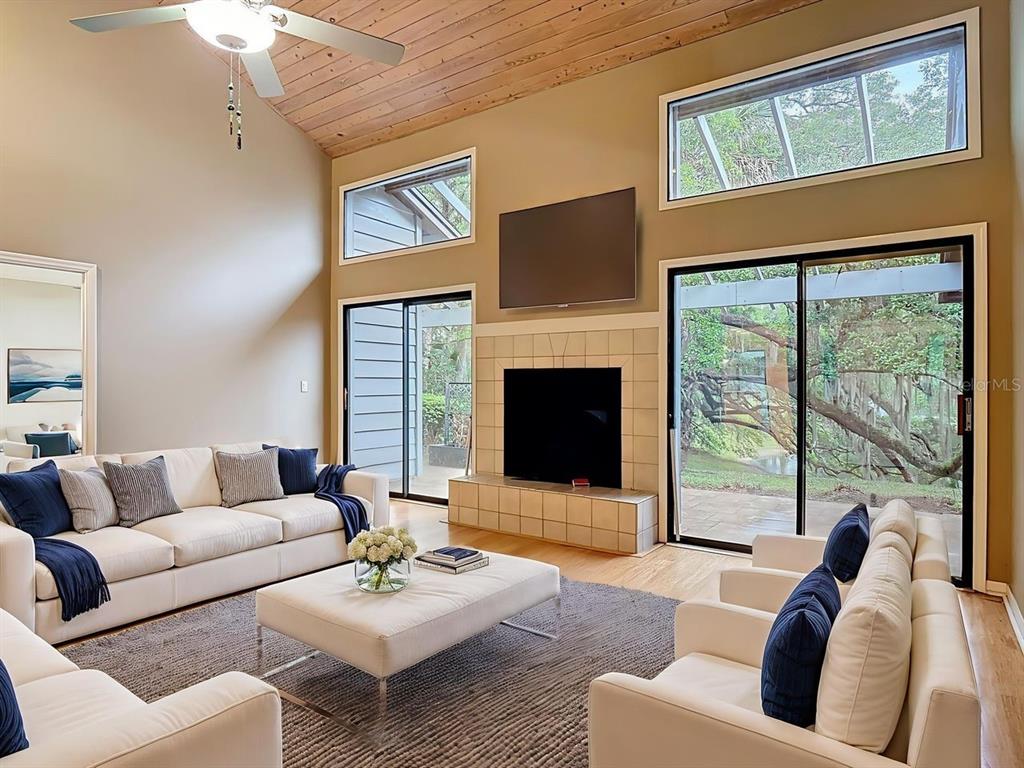 902 Village Green Road, Unit 2 DeLand, FL 32720 - Photo 5 of 34