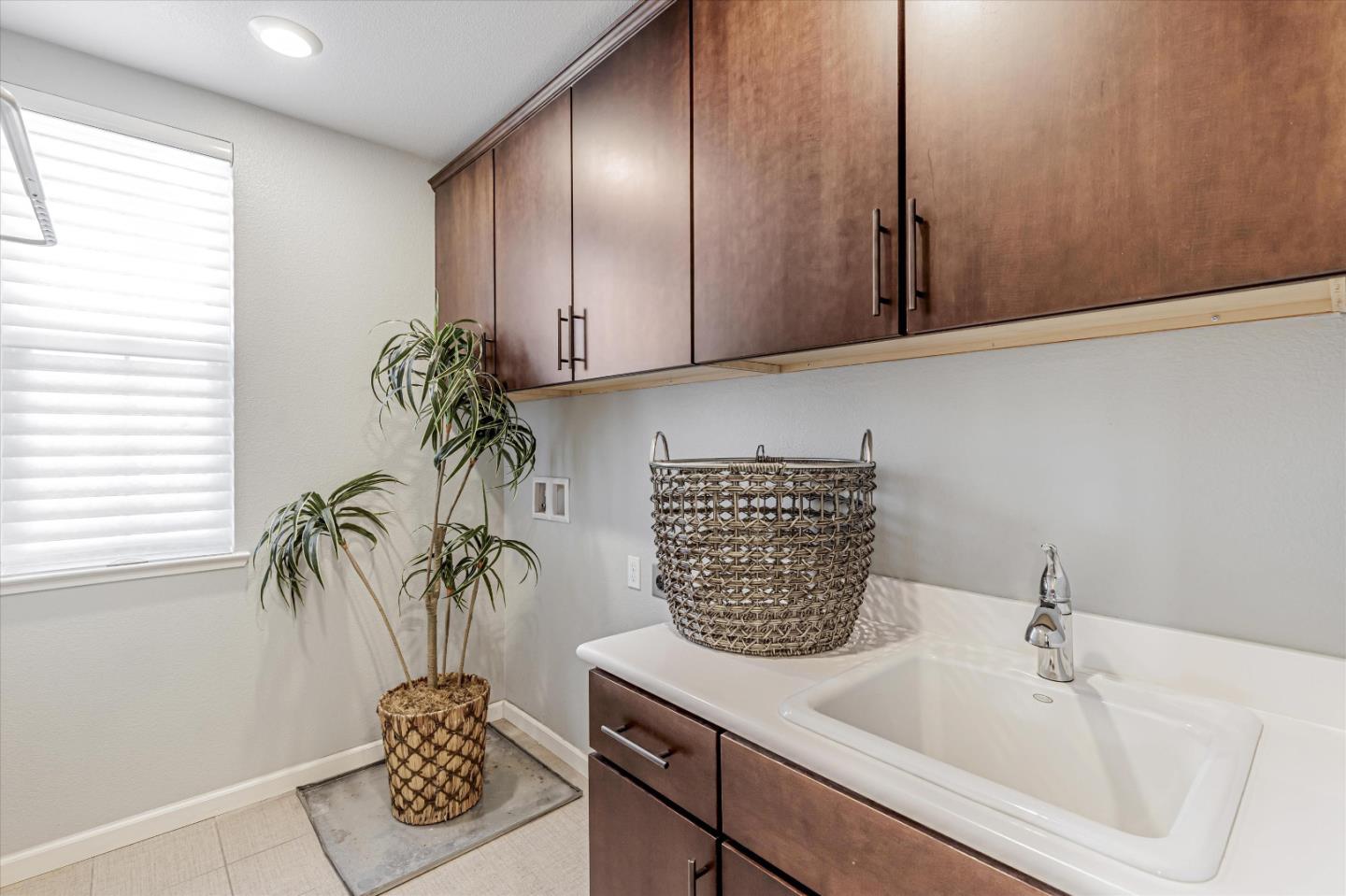 18018 Monterey Road Morgan Hill, CA 95037 - Photo 13 of 35