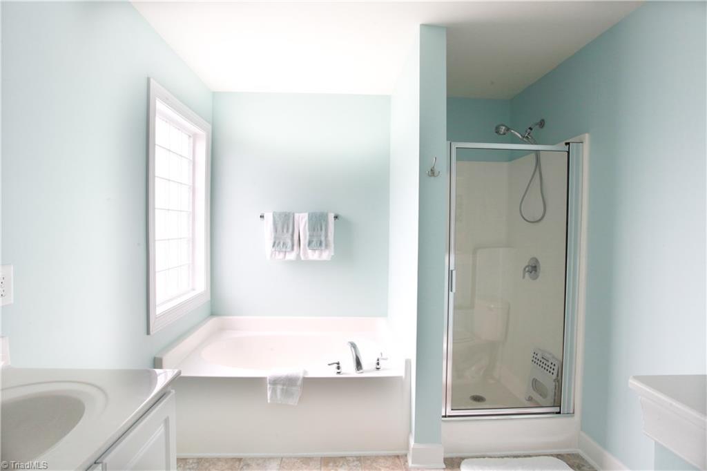 5412 Broadleaf Road Summerfield, NC 27358 - Photo 17 of 30 Gallery Image 17