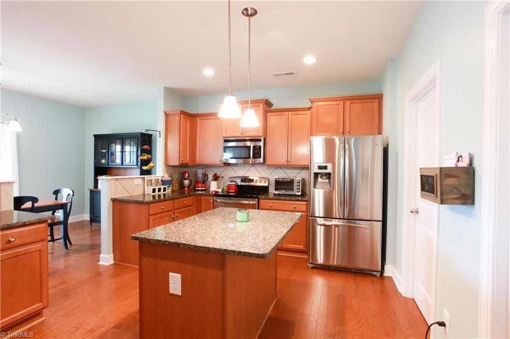 5412 Broadleaf Road Summerfield, NC 27358 - Photo 10 of 30 Gallery Image 10