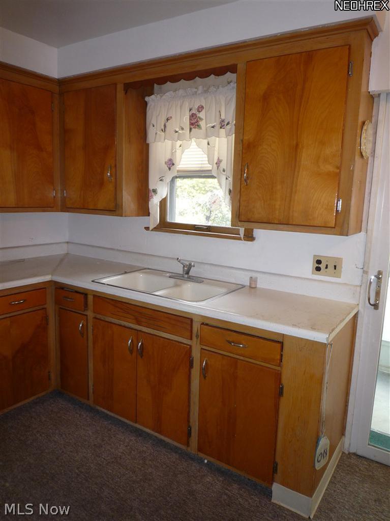 709 Dickerson Road Willowick, OH 44095 - Photo 7 of 12