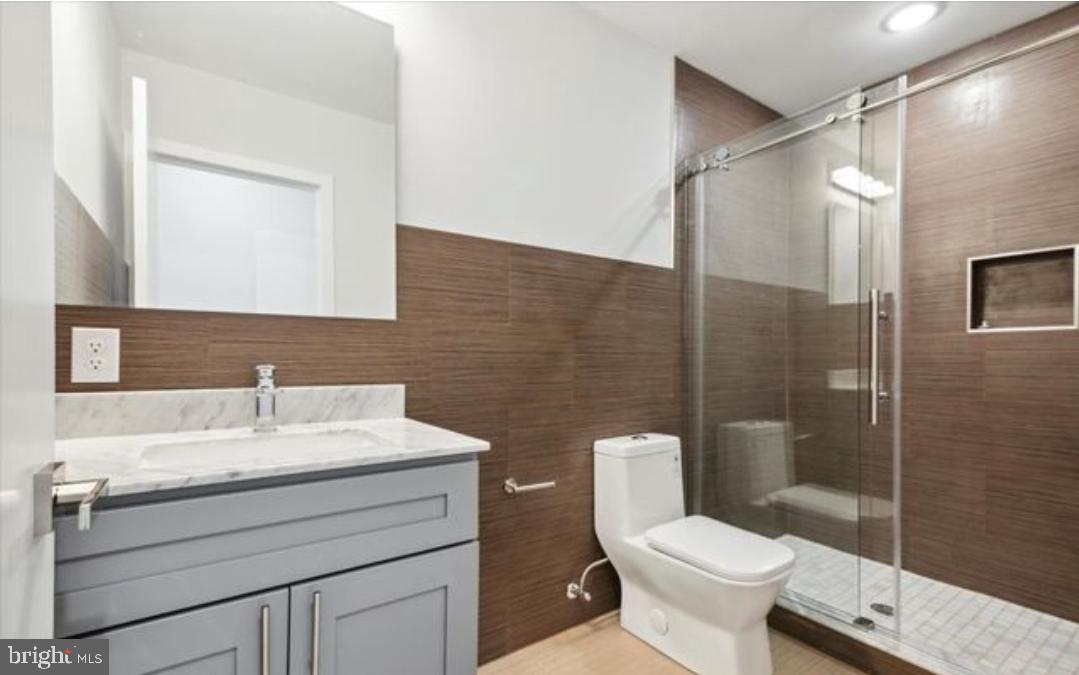 2453 North 6th Street Philadelphia, PA 19133 - Photo 11 of 14