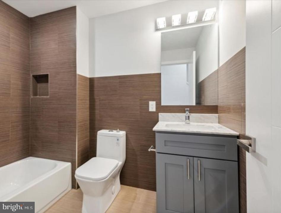 2453 North 6th Street Philadelphia, PA 19133 - Photo 7 of 14