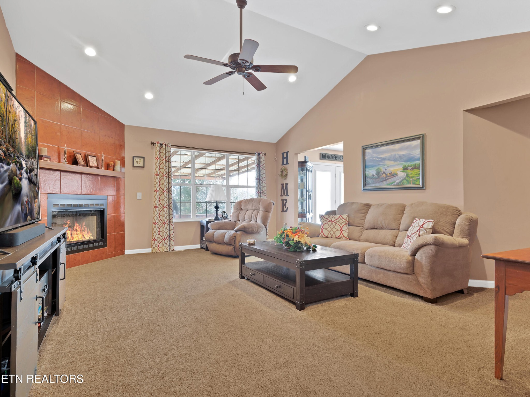 1621 Rivergate Ridge Court Sevierville, TN 37862 - Photo 6 of 53 Gallery Image 6