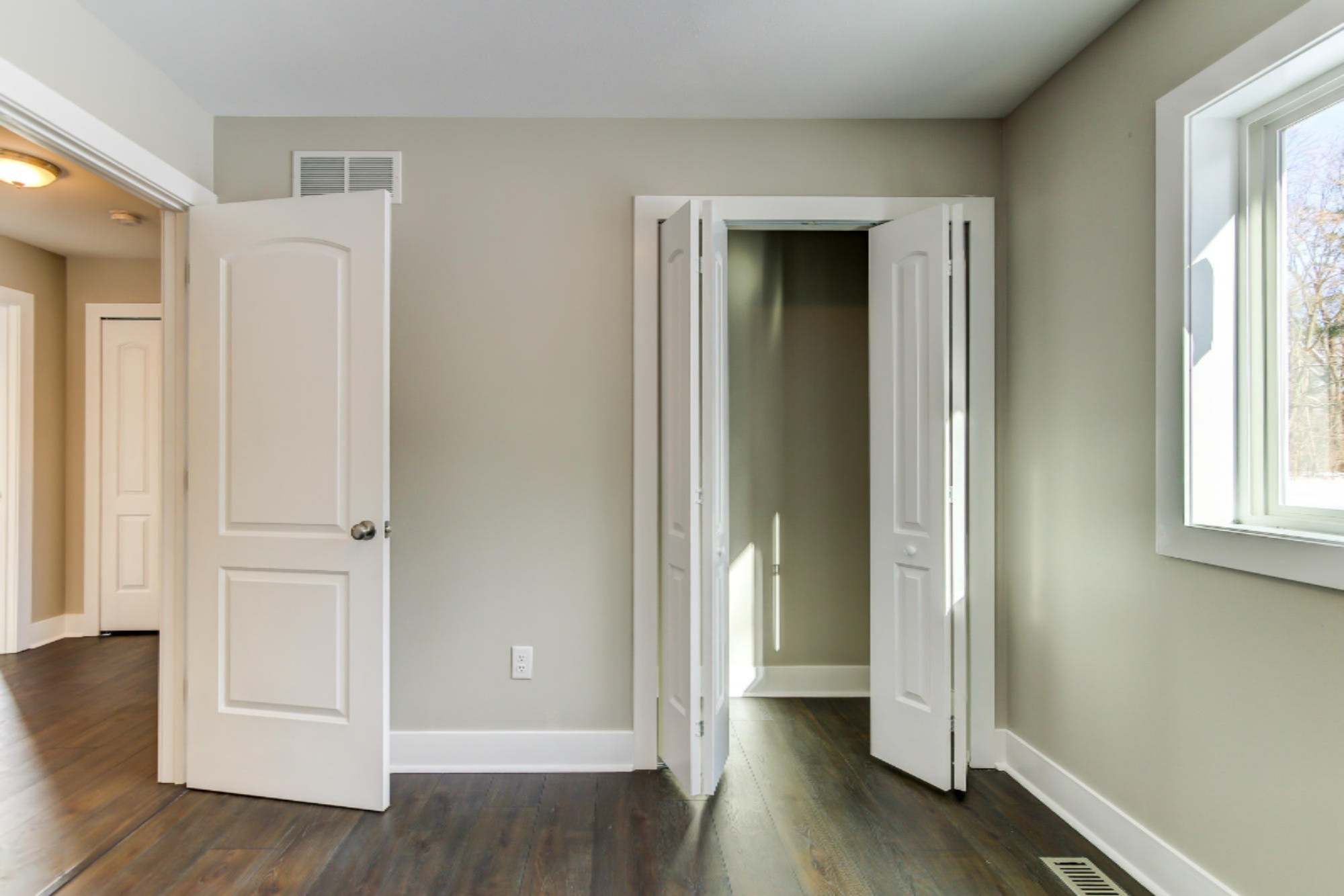 2902 Remy Court Northeast Grand Rapids, MI 49505 - Photo 14 of 41 2nd Bedroom