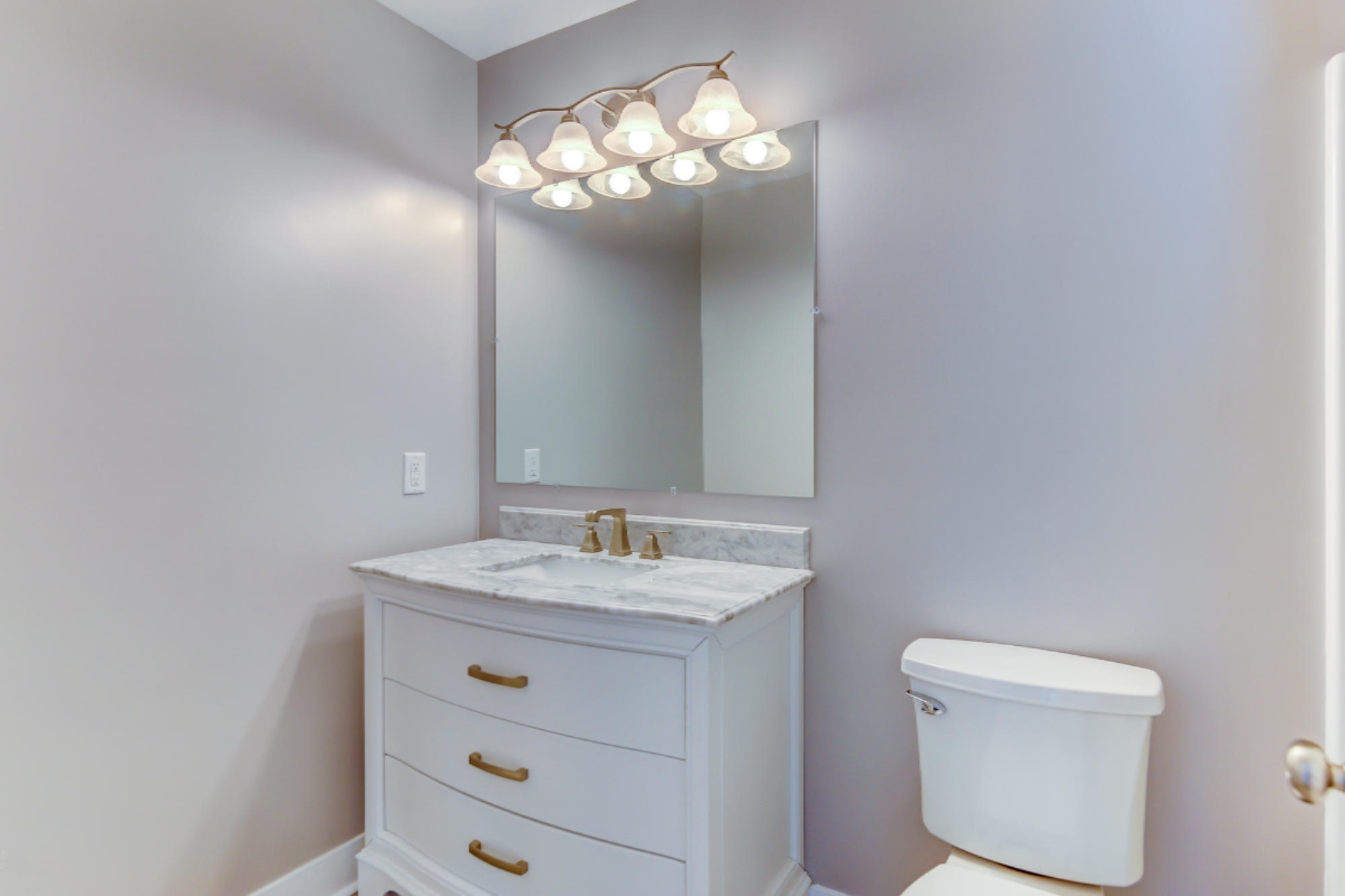 2902 Remy Court Northeast Grand Rapids, MI 49505 - Photo 18 of 41 2nd Full Bath