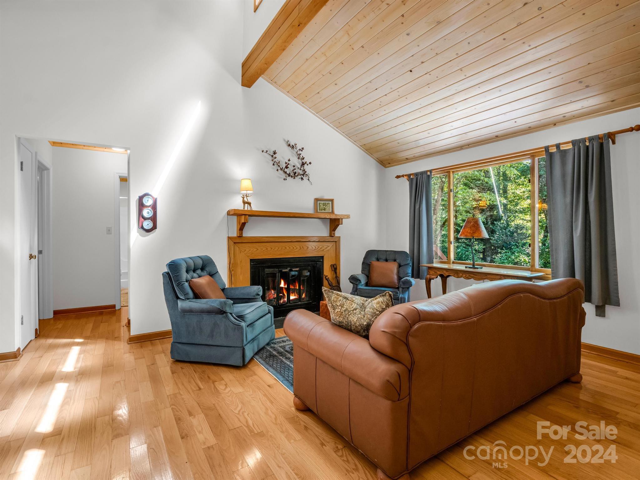 521 Oriole Road Brevard, NC 28712 - Photo 11 of 39 Gallery Image 11