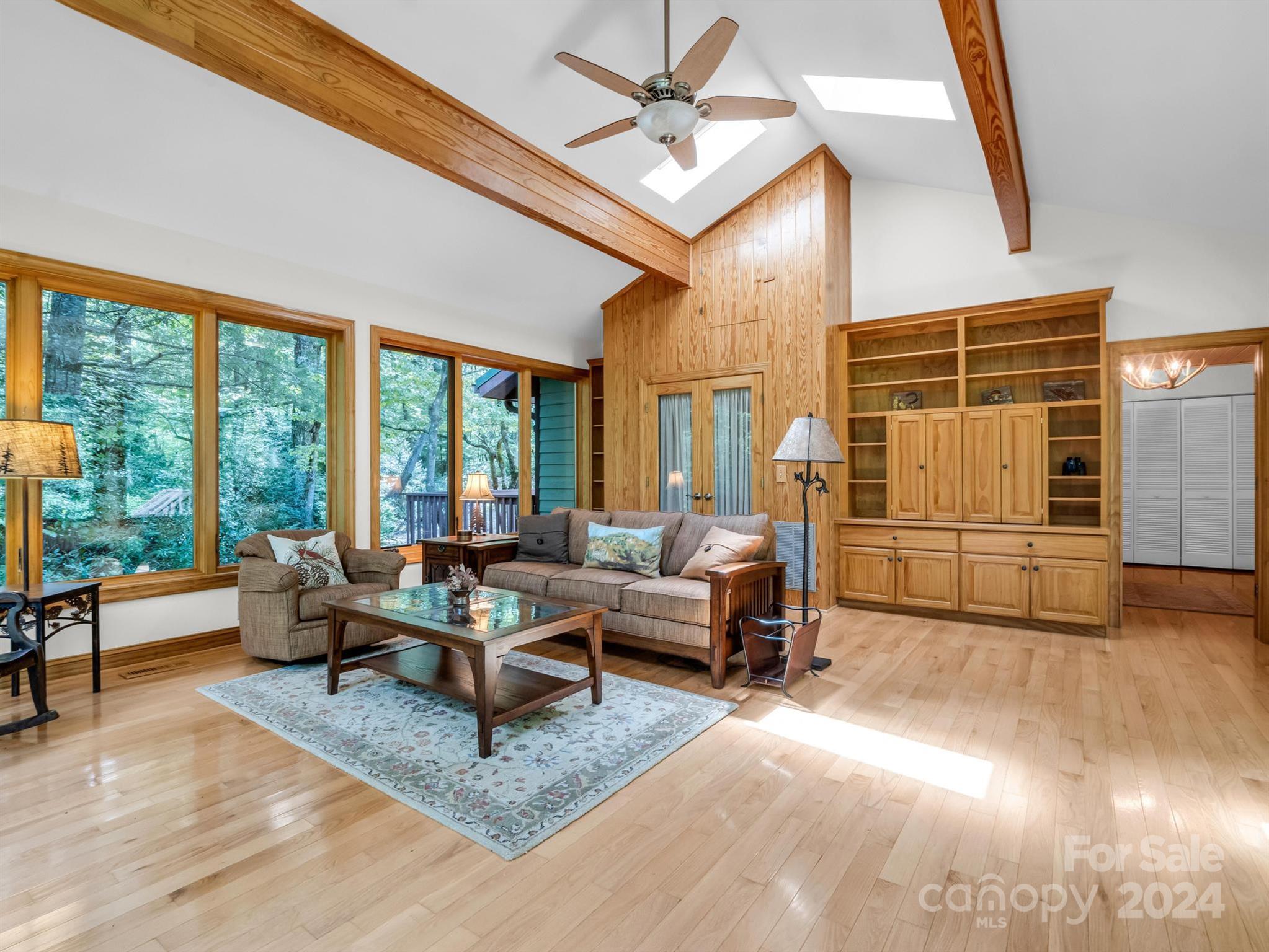 521 Oriole Road Brevard, NC 28712 - Photo 22 of 39 Gallery Image 22