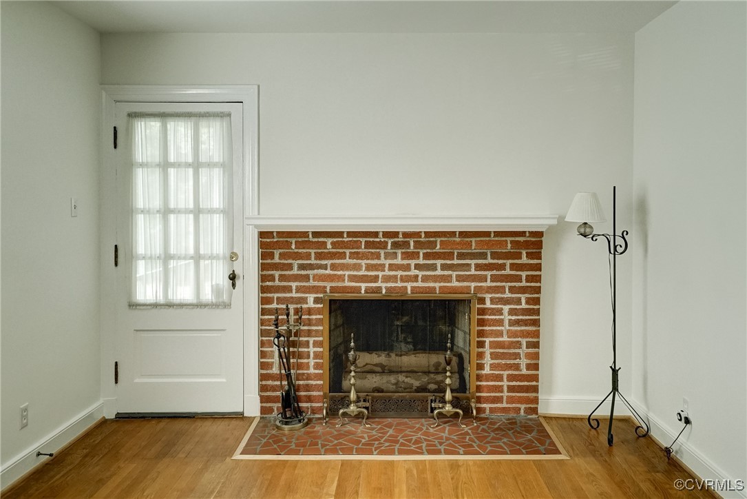 1604 Michael Road Henrico, VA 23229 - Photo 7 of 33 Living room fireplace. Door to Screened porch.