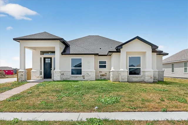 $509,999 | 2701 Lannister Lane, Corpus Christi, TX 78415