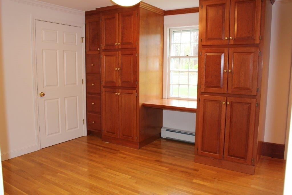 8 Flagg Road Southborough, MA 01772 - Photo 4 of 21 Gallery Image 4