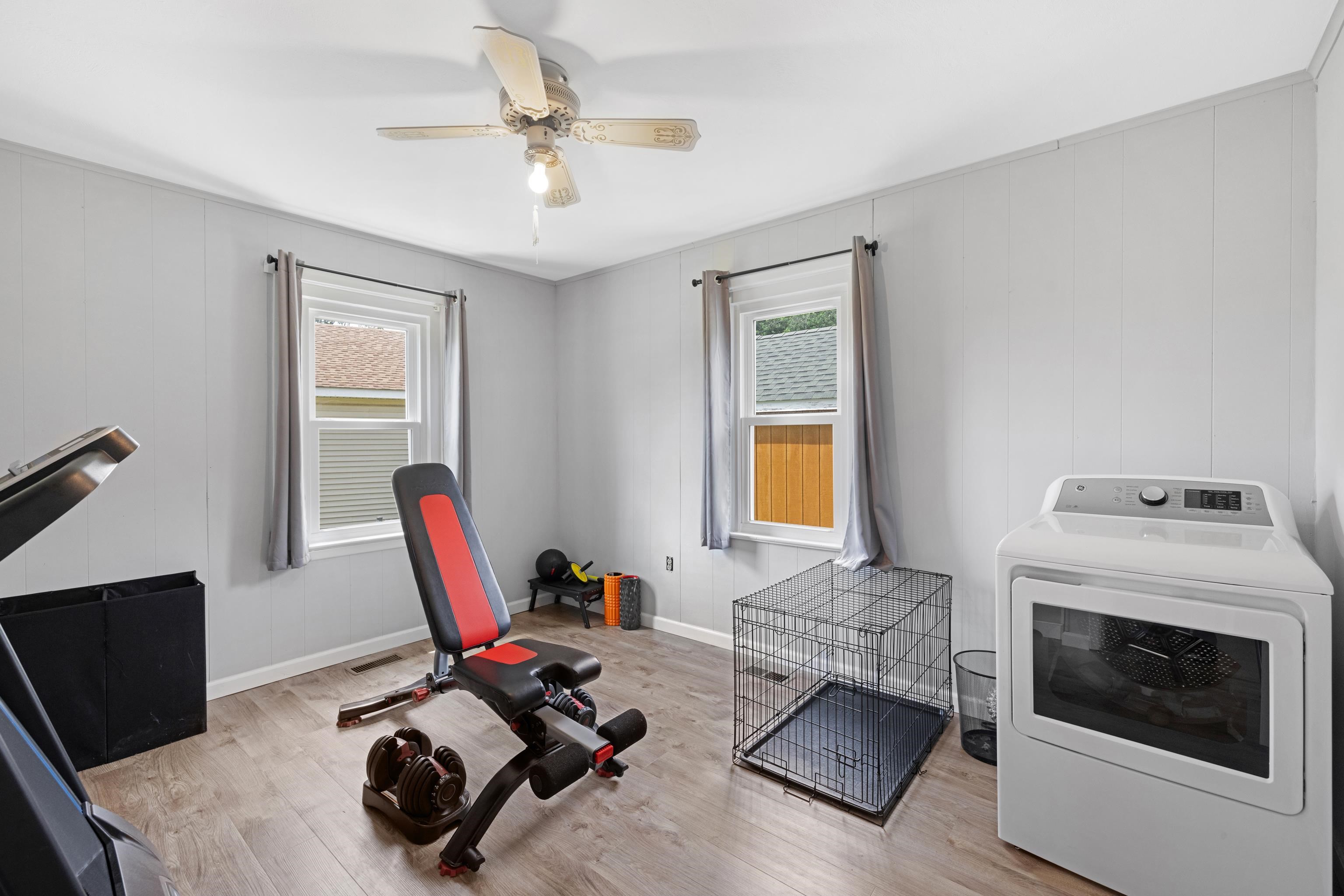 545 Breakwater Road Erma, NJ 08204 - Photo 10 of 27 a living room with furniture and a fireplace