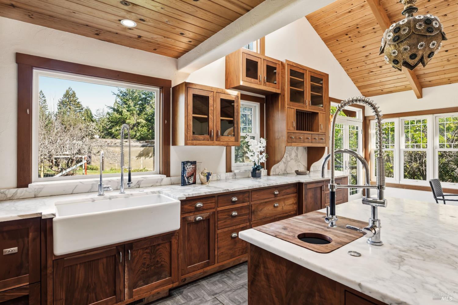 27851 Tenmile Road Gualala, CA 95445 - Photo 11 of 34