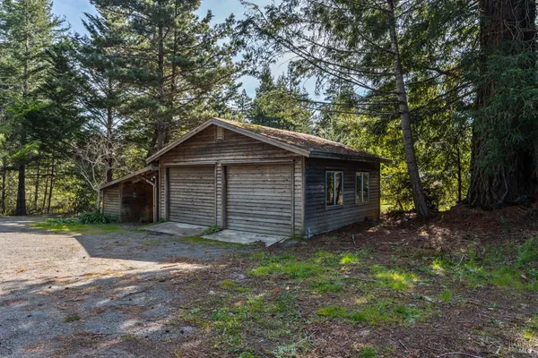 $650,000 | 27851 Tenmile Road, Gualala, CA 95445