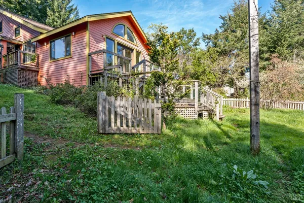 $650,000 | 27851 Tenmile Road, Gualala, CA 95445