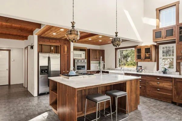 $650,000 | 27851 Tenmile Road, Gualala, CA 95445