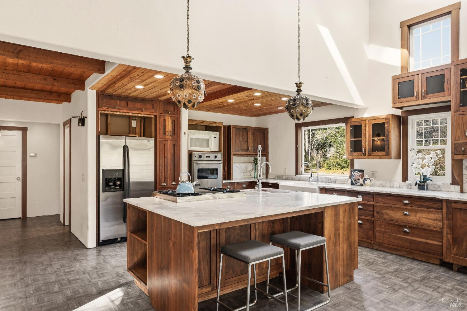 27851 Tenmile Road Gualala, CA 95445 - Photo 3 of 34