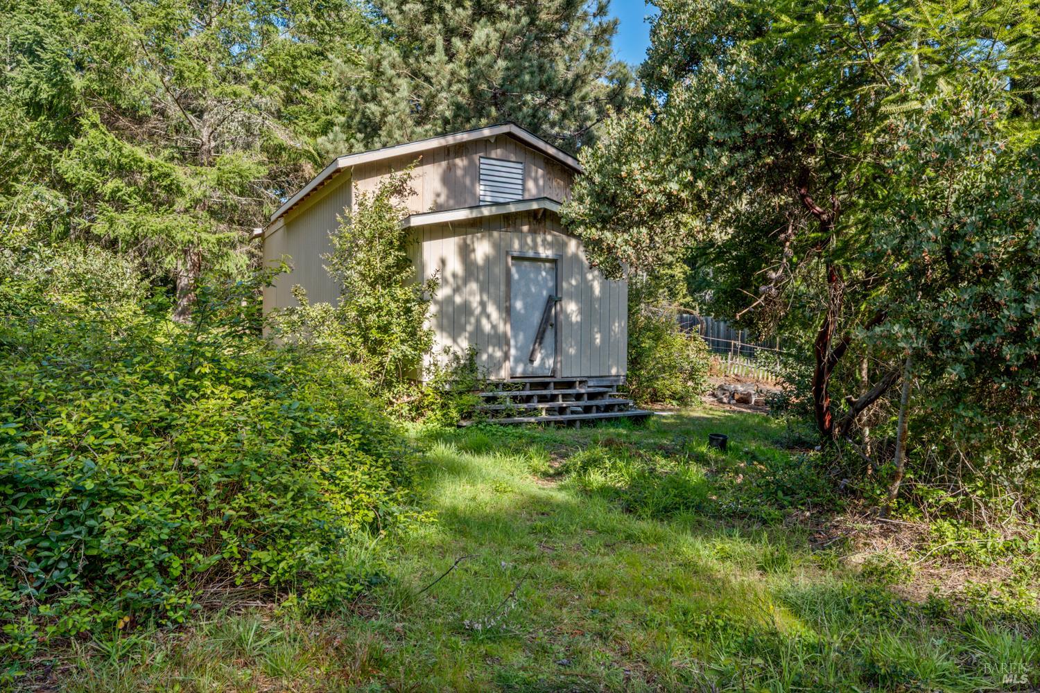 27851 Tenmile Road Gualala, CA 95445 - Photo 31 of 34 large storage shed